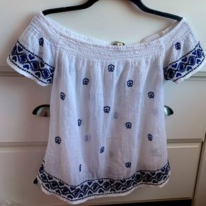 Lucky Brand off the shoulder blouse